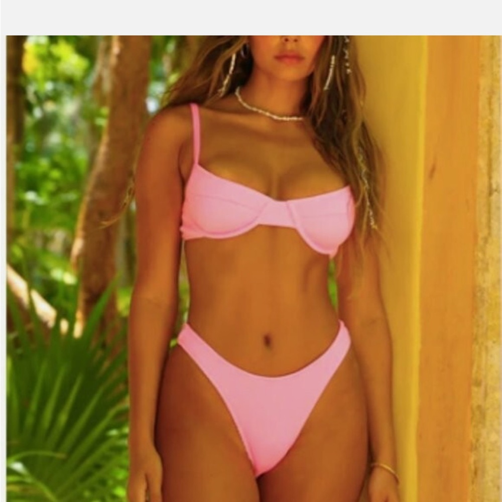 EUC Kulani Kinis Bright Pink Bikini Set